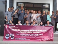 Panwascam Tegalwaru Gelar Rakor Publikasi dan Dokumentasi Kampanye