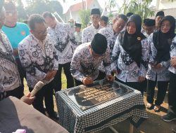 Purwanto Resmikan Bale Diklat Guru Tri Tangtu PGRI Purwakarta