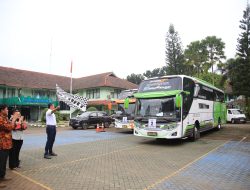 Mudik Asyik Bersama BUMN 2024: Jasa Tirta II Berangkatkan Pemudik ke Berbagai Daerah