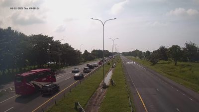 Arus Lalu Lintas Lebaran Hari Kedua di Tol Cipali: Peningkatan Signifikan Menuju Cirebon
