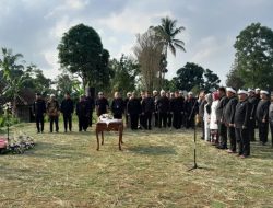 Rotasi Pejabat Eselon II Purwakarta: Janji Kerja Keras di Tengah Sawah Kiarapedes