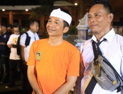 Tukar Nasib: Pejabat Purwakarta Bersihkan Sampah, Apresiasi untuk Petugas Kebersihan