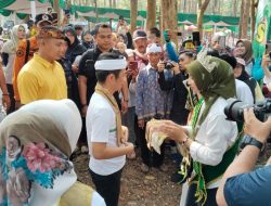 Pasar Pasisian Leuweung: Sinergi Ekonomi Lokal dan Pelestarian Hutan